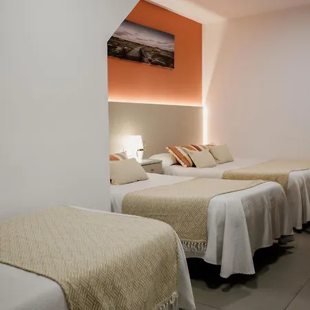 בית הארחה Apartamentos Turisticos Mastil 16 2*