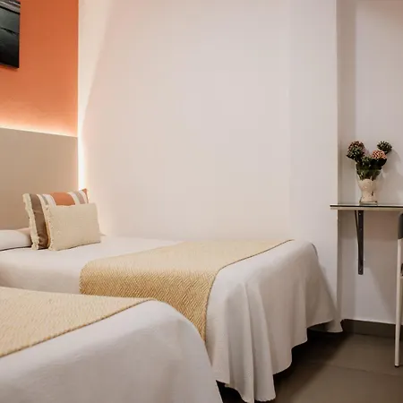 Apartamentos Turisticos Mastil 16 מאלגה