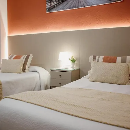 Apartamentos Turisticos Mastil 16 מאלגה