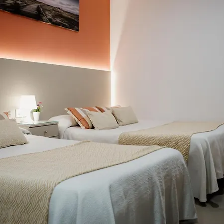 בית הארחה Apartamentos Turisticos Mastil 16 2*