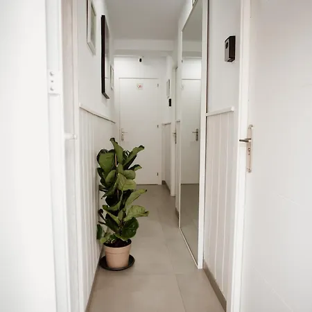 Apartamentos Turisticos Mastil 16 מאלגה